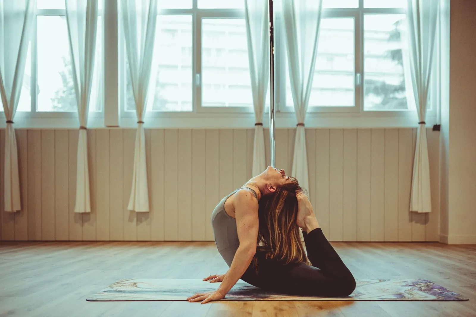 Pole Dance Aurane, photo 3
