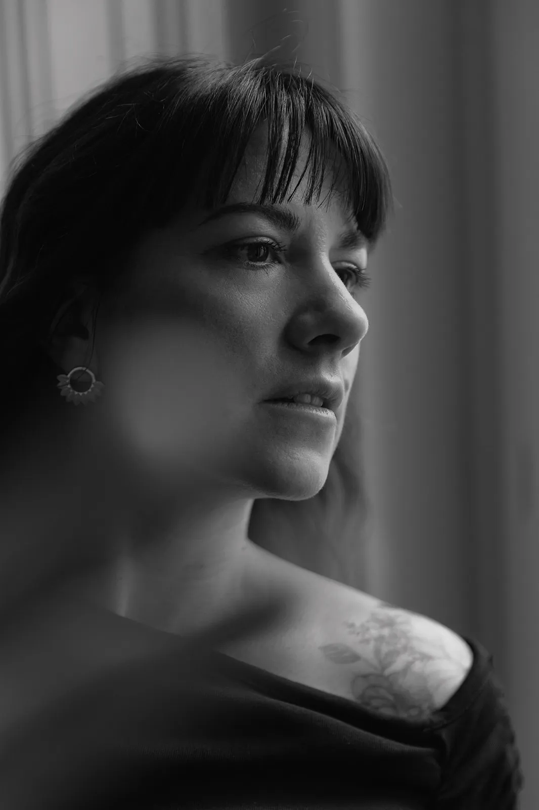 Portrait en noir et blanc de Marie Lou