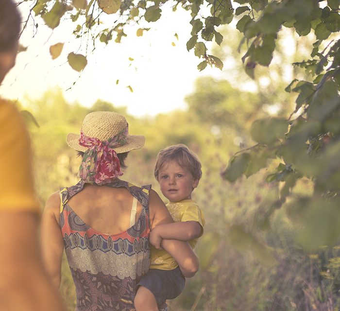 Séance famille à la campagne