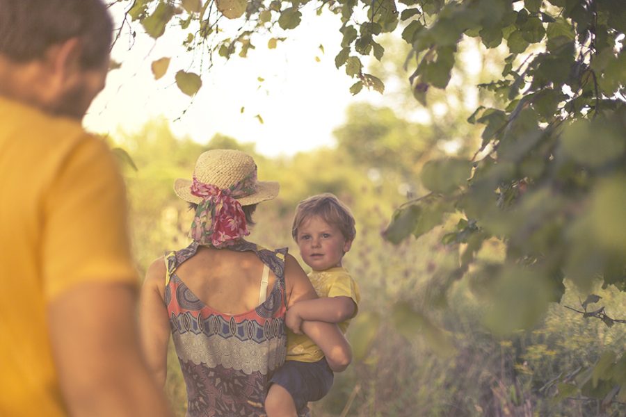 Séance famille à la campagne